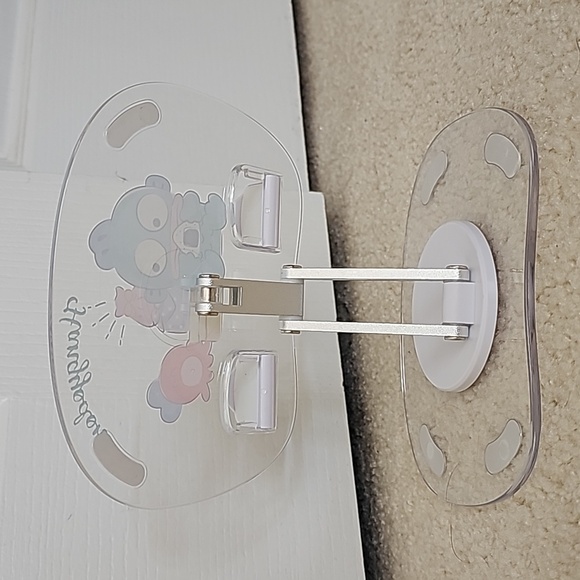 Hangyodon Rotating Phone / Tablet Holder - Picture 4 of 4